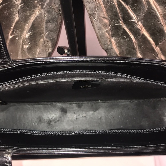SOLD Vintage Gucci handbag 💝 - Picture 5 of 8